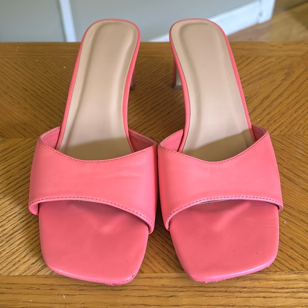 Pink heels